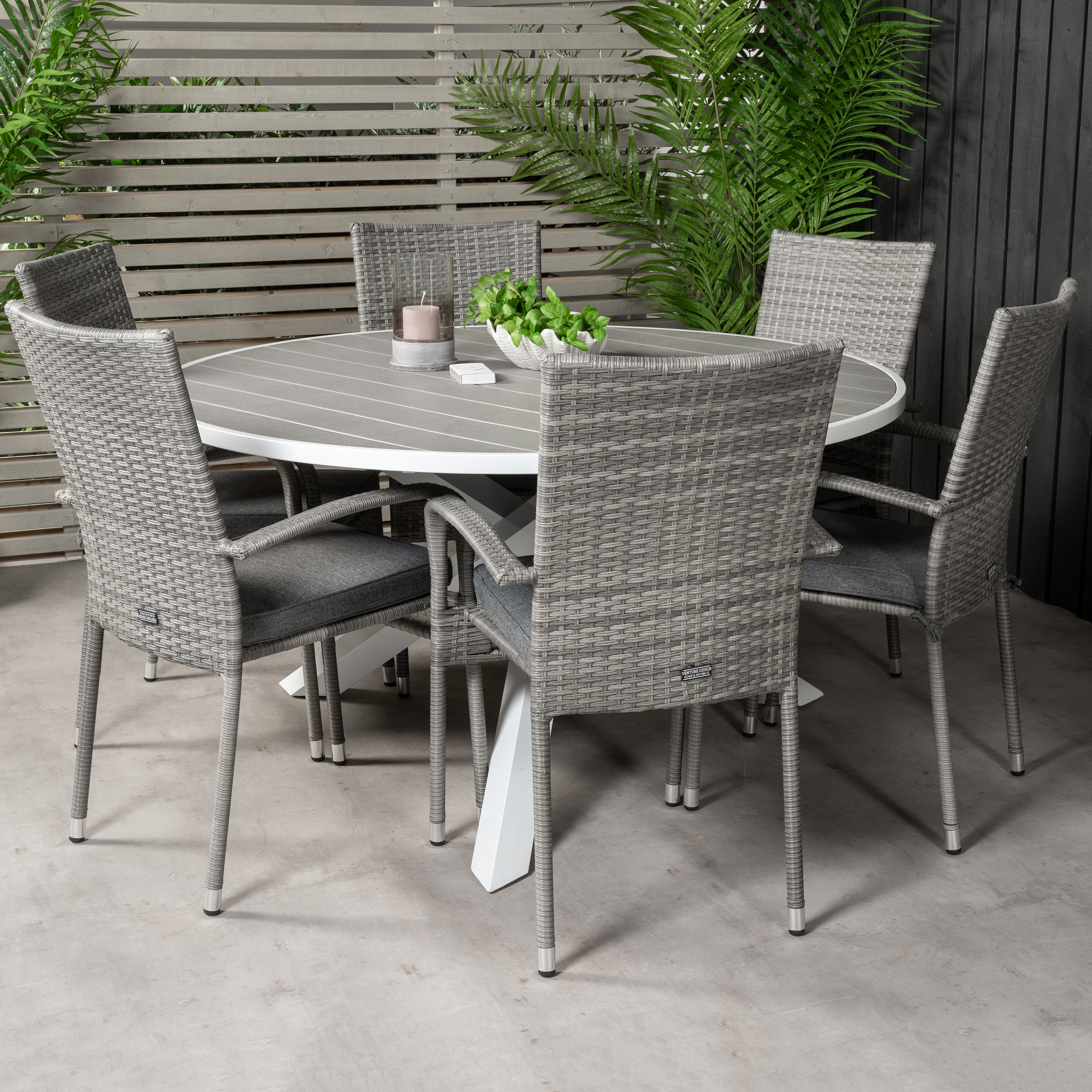 Spisegruppe Venture Home Pincy Ø140 med 6 Asta Stoler