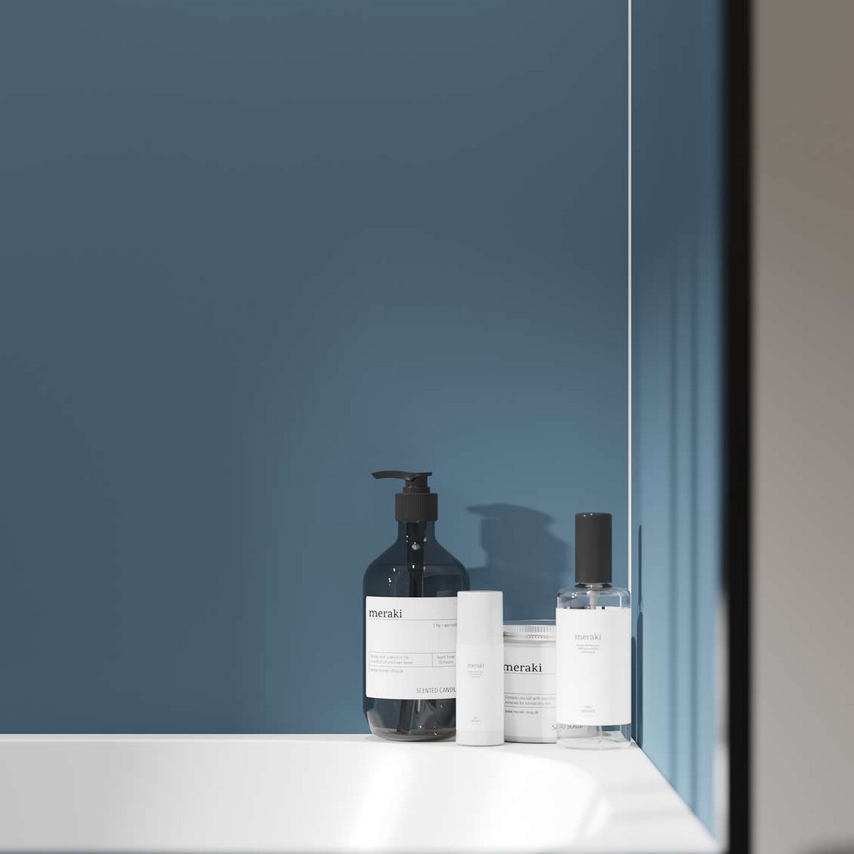 BADEROMSP 6274-M00 EM DUSTY BLUE Lengde: 2400 mm