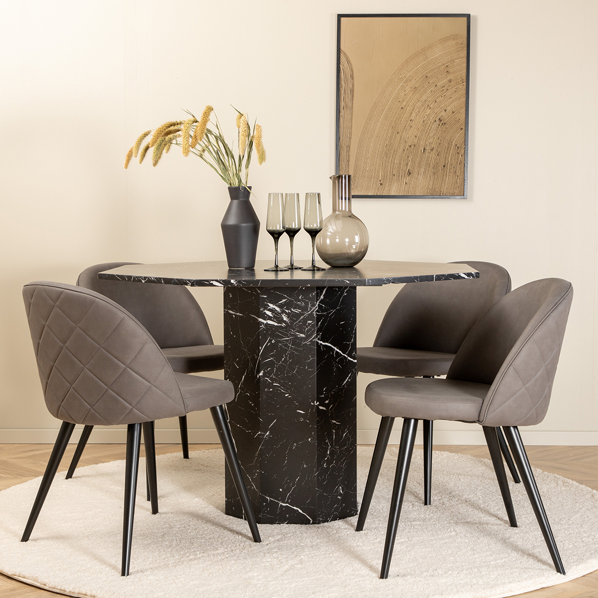 Spisegruppe Venture Home Monte Carlo Spisebord og Valentina Stitcthes Spisestol