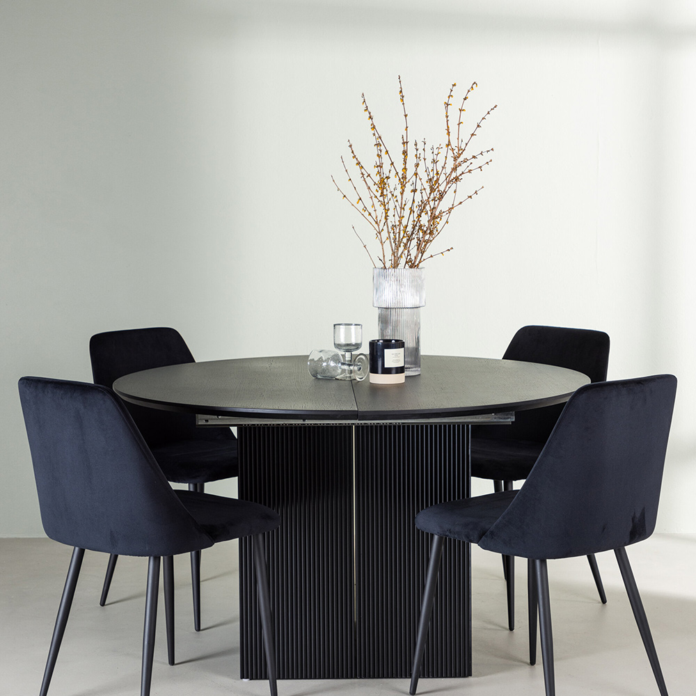 Spisegruppe Venture Home Matilda med 4 Night Fløyel Stoler
