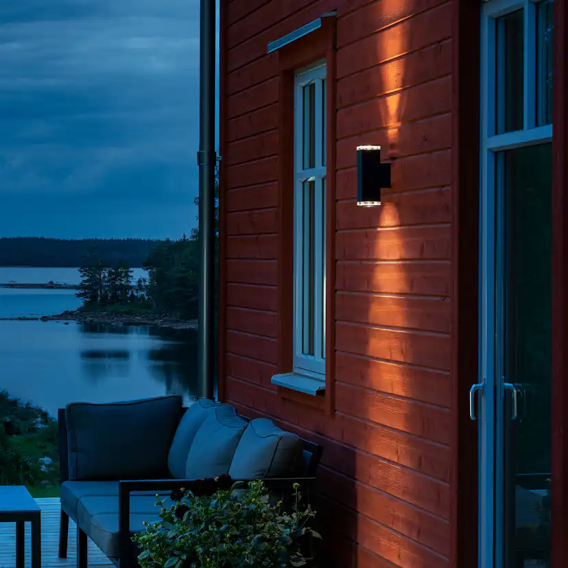 Vegglampe Gnosjö Konstsmide Pollux Opp/Ned 2xGU10