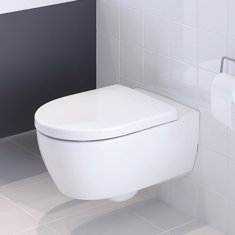 Vägghängd Toalettstol Geberit iCon Rimfree 3575 med Grohe Rapid SL 113 cm