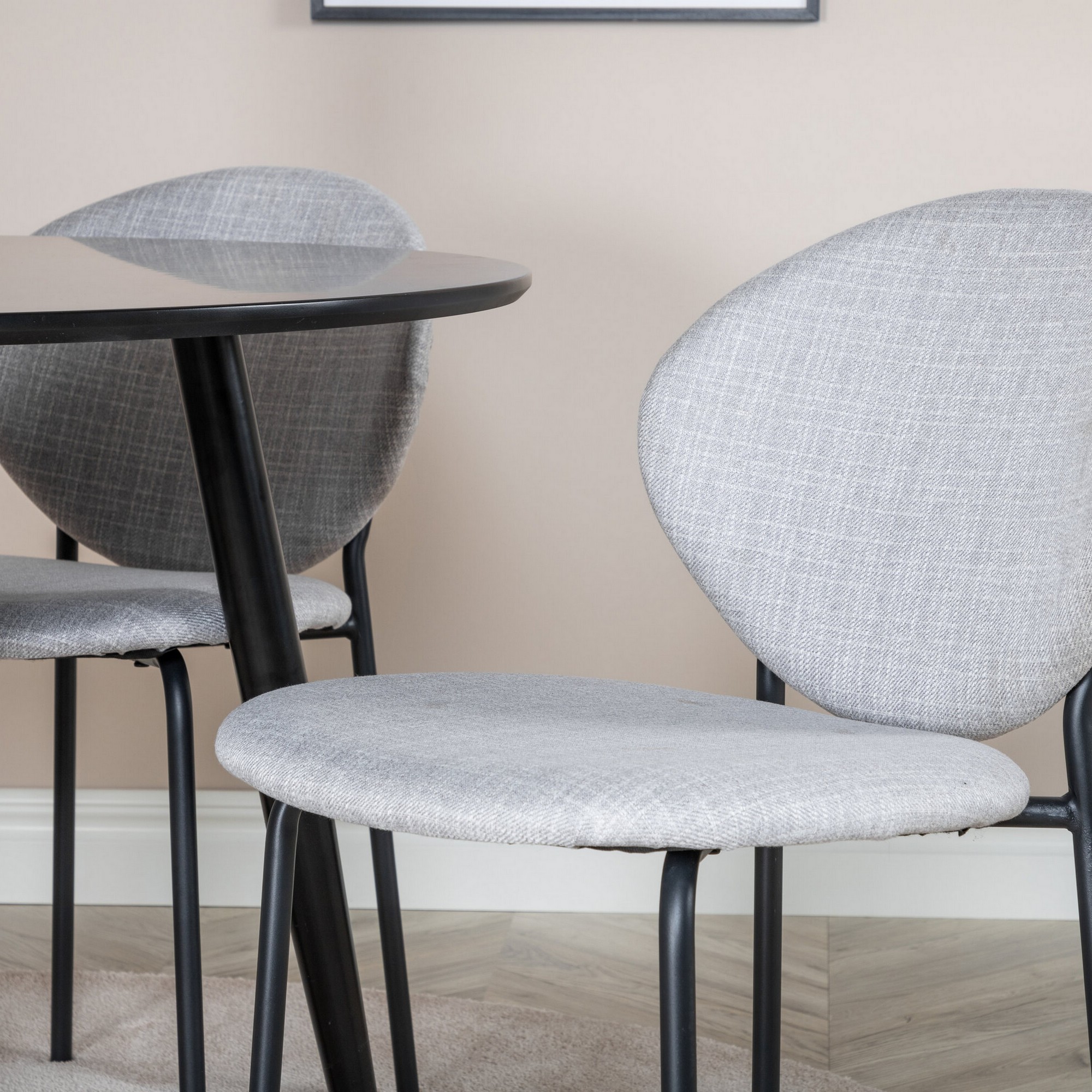 Spisegruppe Venture Home Plaza med 4stk Vault Stoler