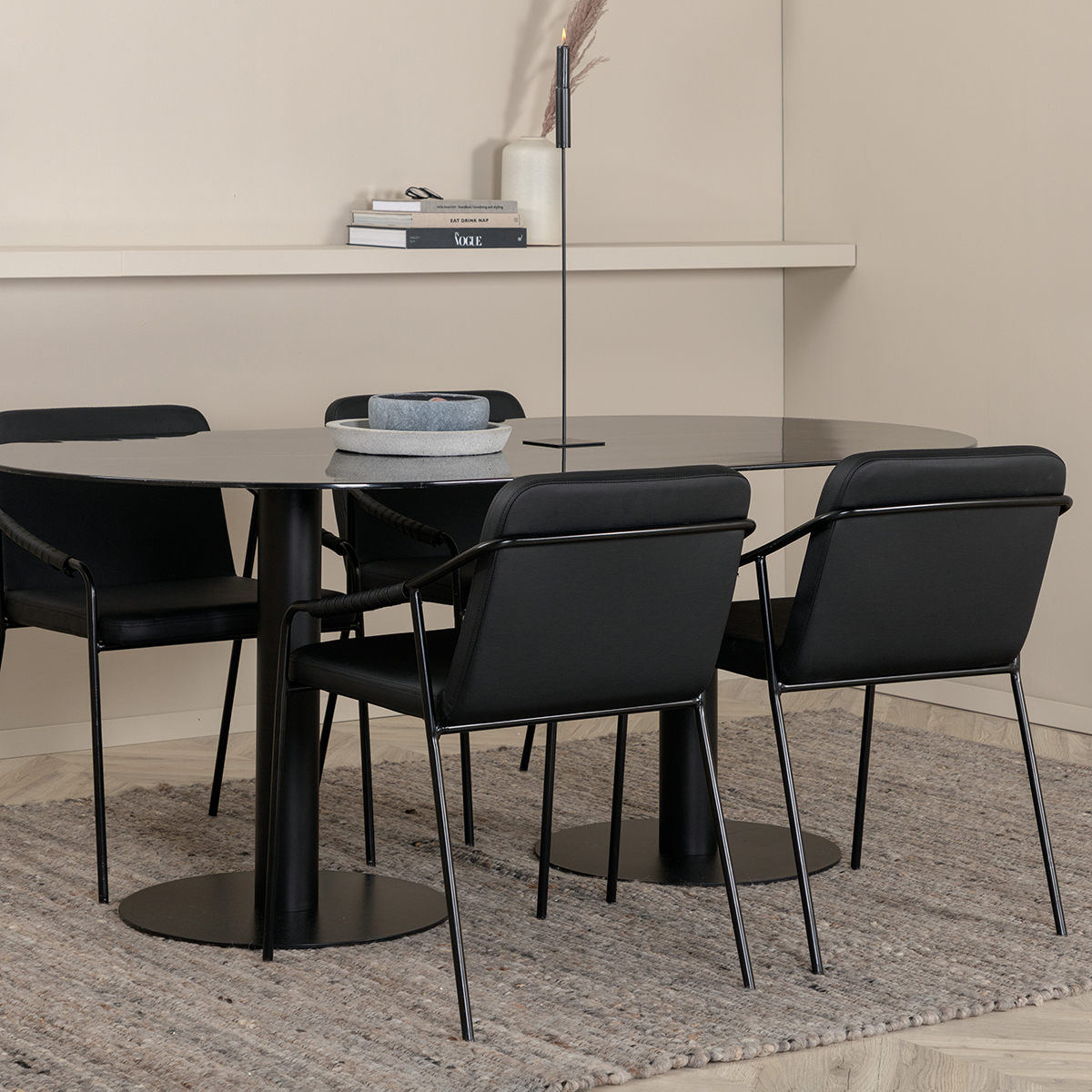 Spisegruppe Venture Home Oslo Spisebord og Tjärö Spisestol