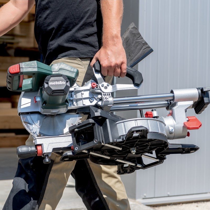 Kapp-/gjæringssag Metabo KGS 18 LTX BL 254 1x4,0 AH + ASC55