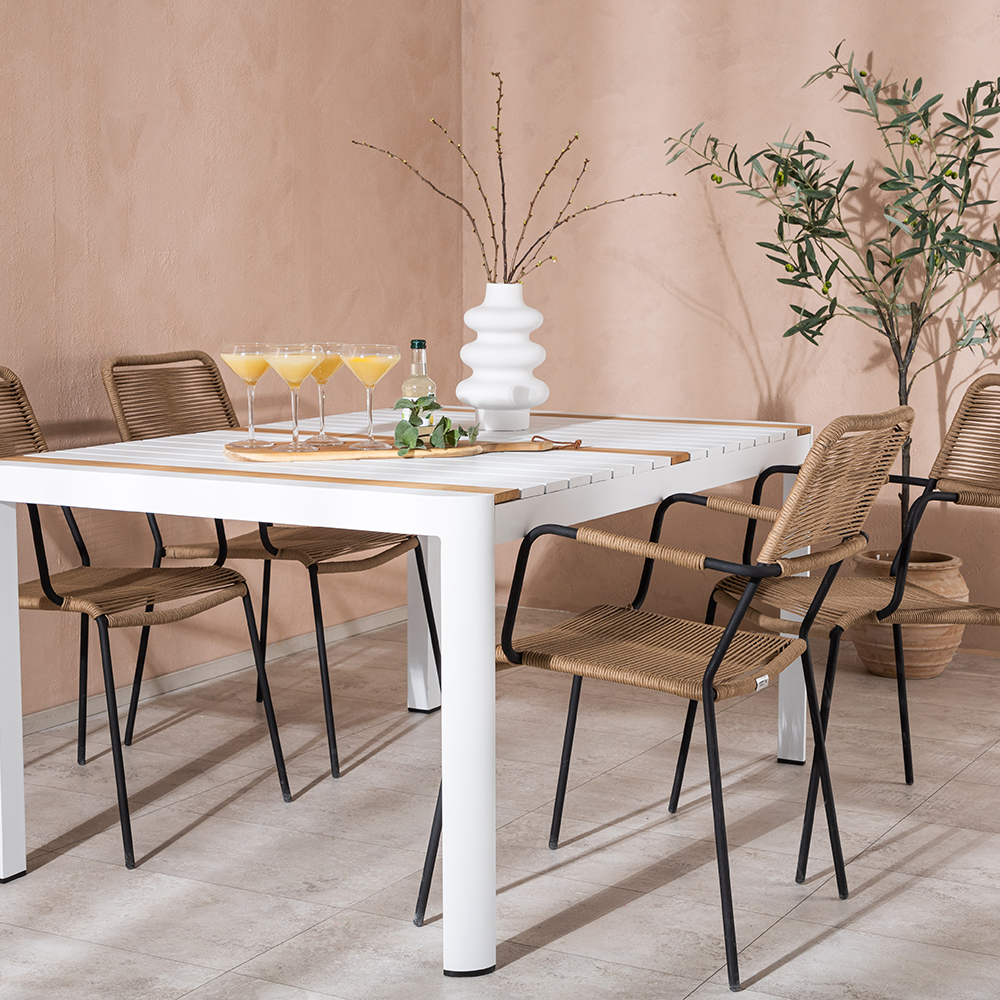 Spisegruppe Venture Home Togo 150x100 cm med 4 Lindos Stoler med Armstøtte