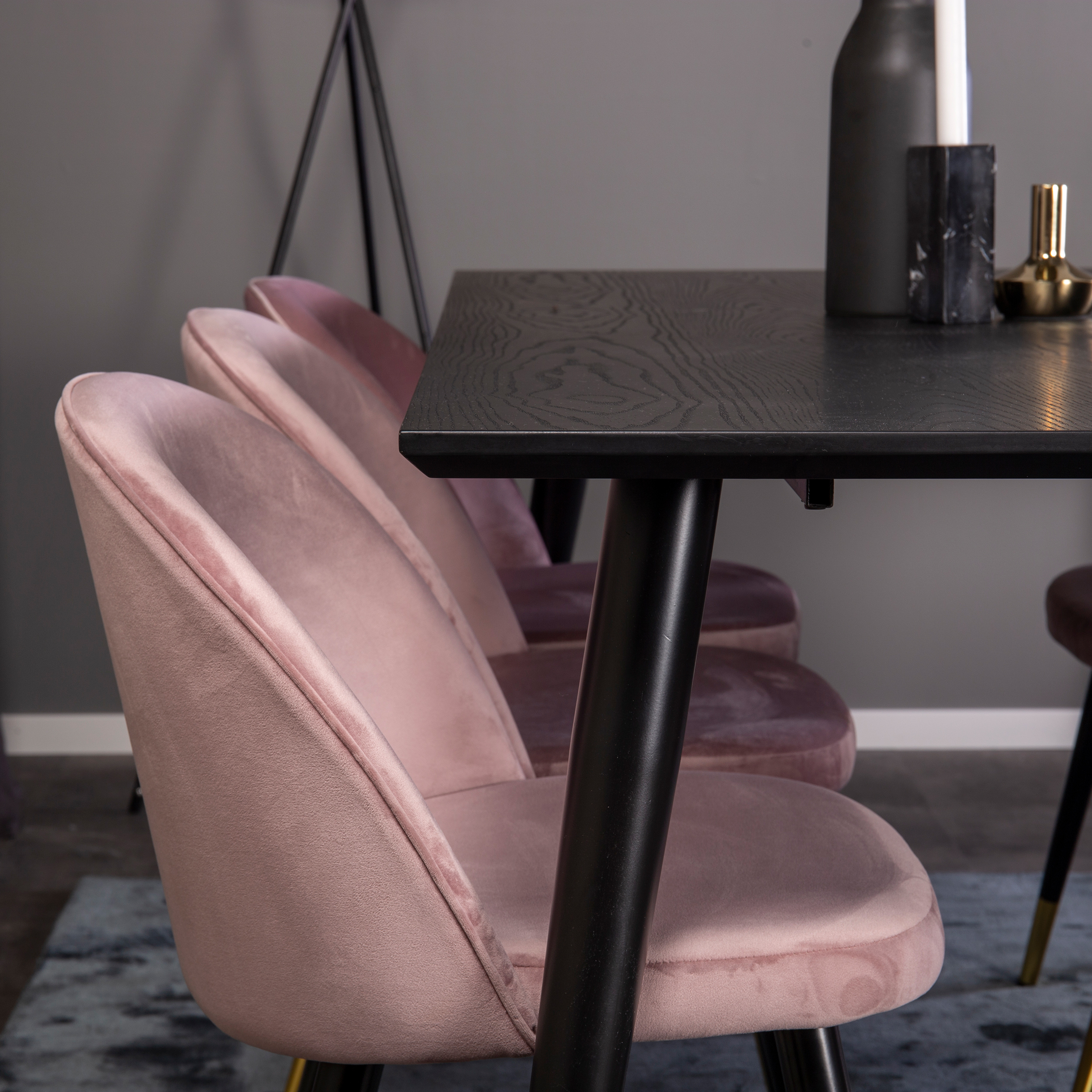 Spisegruppe Venture Home Dipp med 6 Velvet Stoler