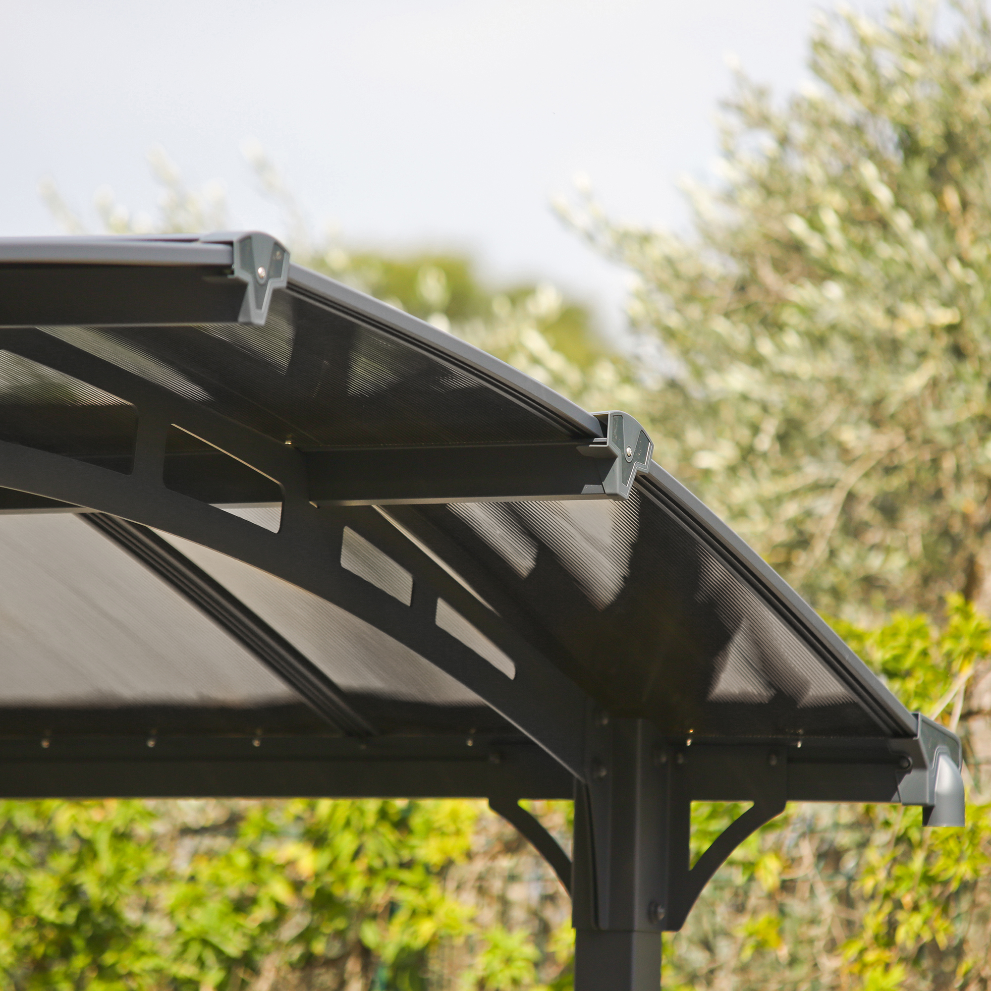 Carport Canopia av Palram Alpine i Metall for Bobil 3,6x13 m