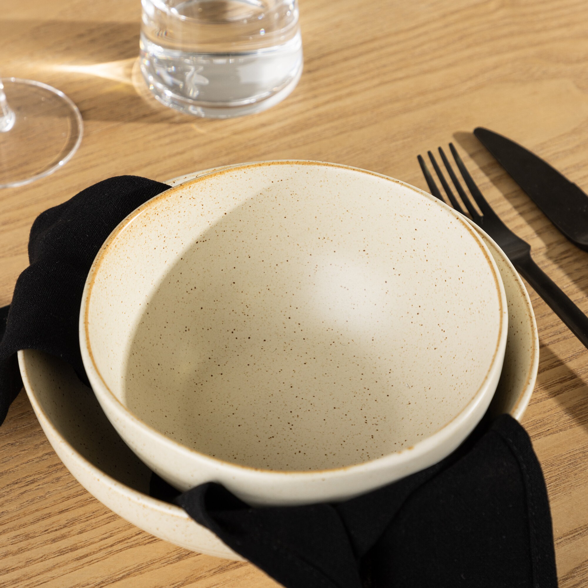 Active Bowl 2-pack - Beige/Black Dots - 15*7Hcm Diamter: 150 mm