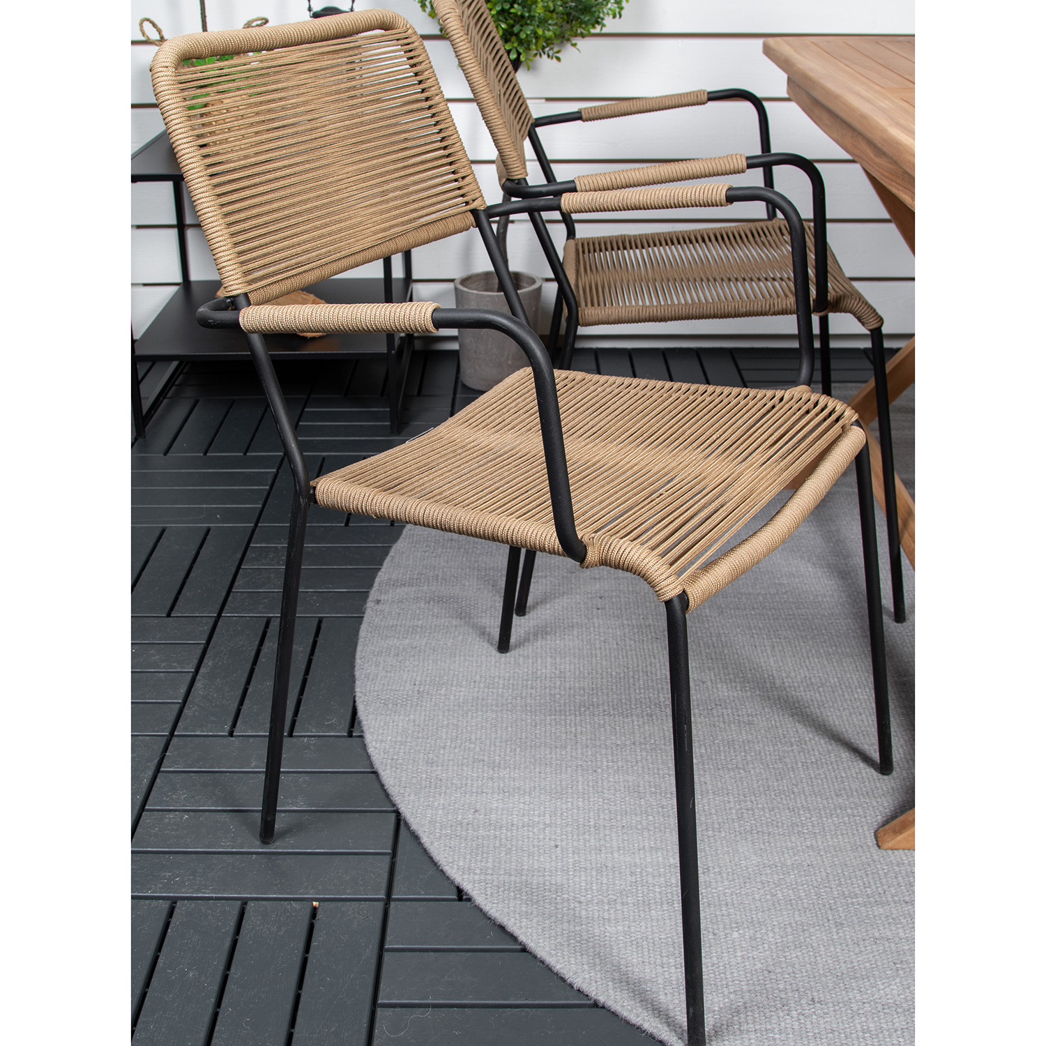 Spisegruppe Venture Home Kenya 120x70 Teak med 4 Lindos Lenestoler