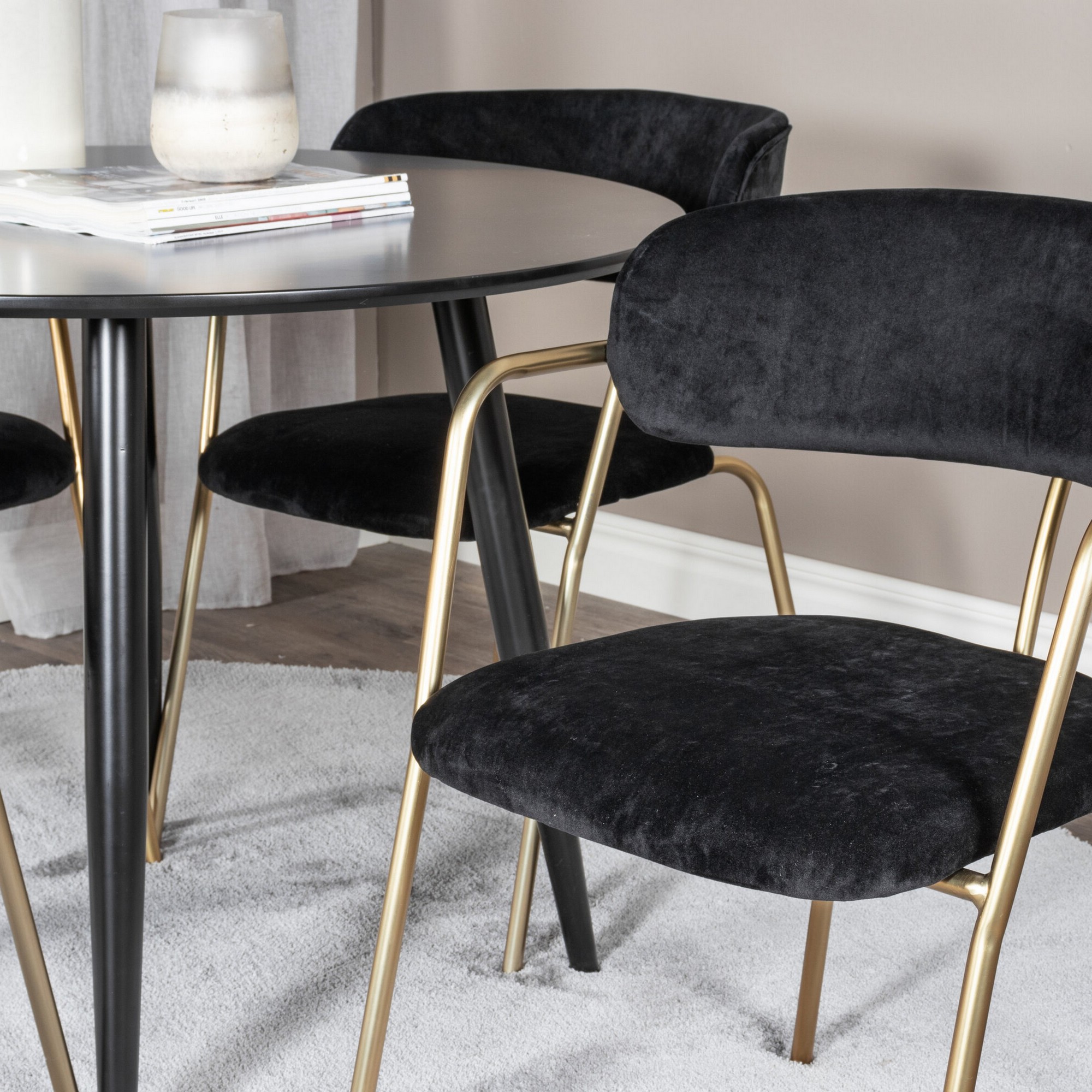 Spisegruppe Venture Home Plaza med 4stk Arrow Stoler