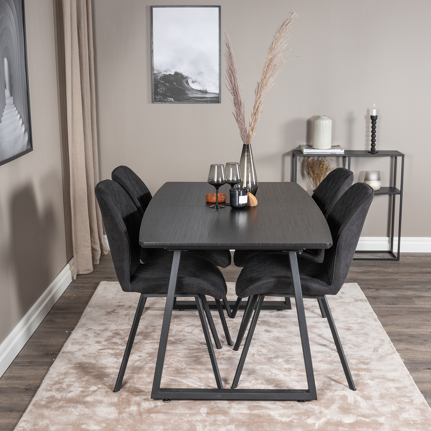 Spisegruppe Venture Home Ina med 4 Geneva Stoler