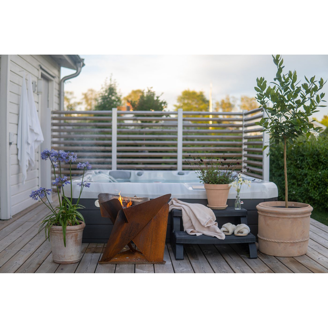 Bålpanne Jabo Triangel Inkl Fat Corten 64x64x54 cm