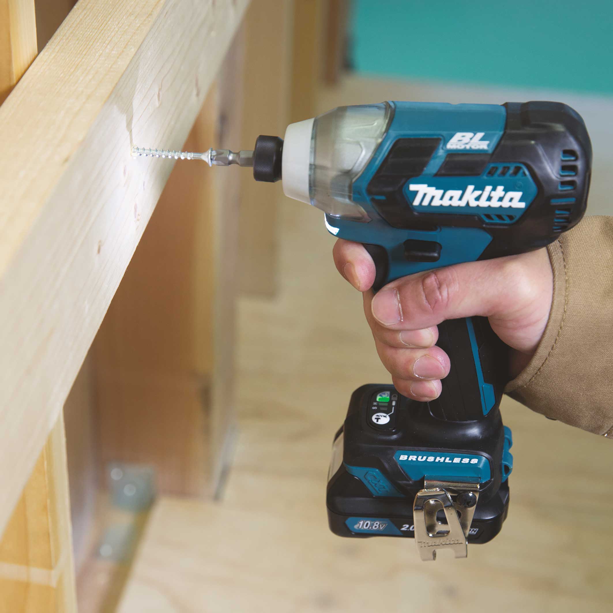 Slagskrutrekker Makita TD111DSAJ 10,8V Med batteri