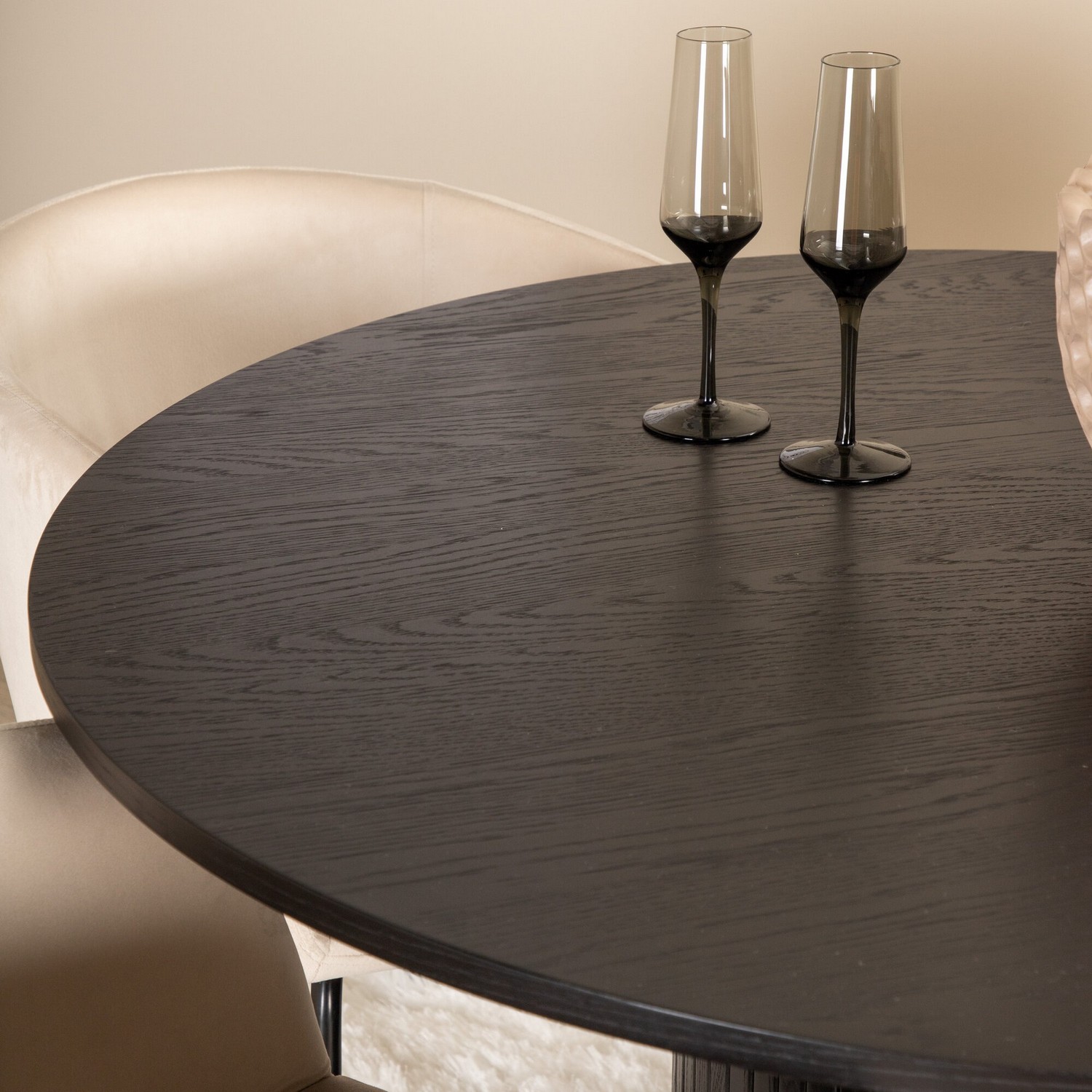 Spisegruppe Venture Home med Bianca Spisebord og 4 Bergen Spisestoler