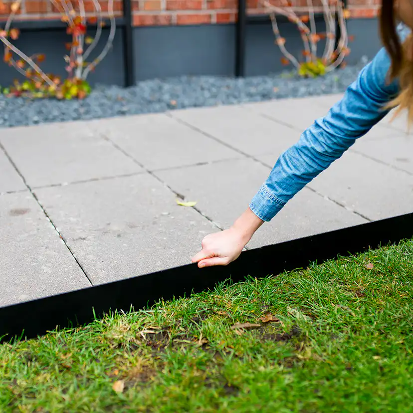 Kantbeskyttelse Skotte Garden Sort 16X100 cm 4-pk