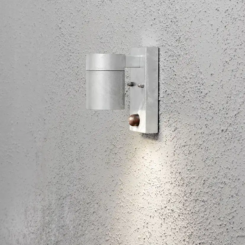 Vegglampe Gnosjö Konstsmide Modena Ned GU10 Bevegelsessensor