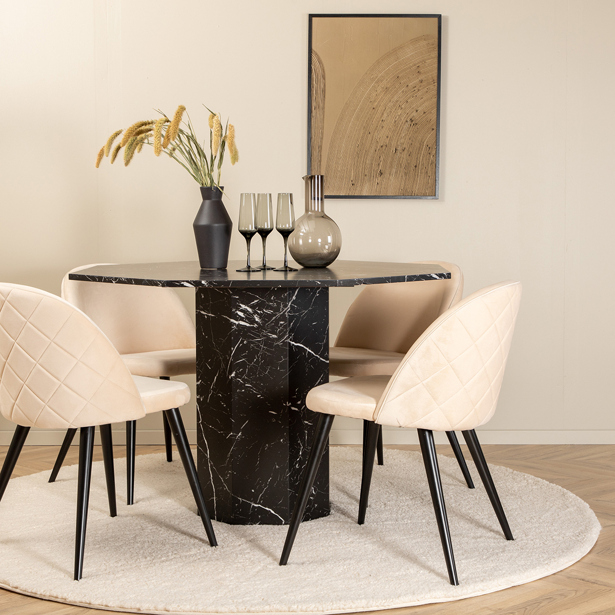 Spisegruppe Venture Home Monte Carlo Spisebord og Valentina Stitcthes Spisestol