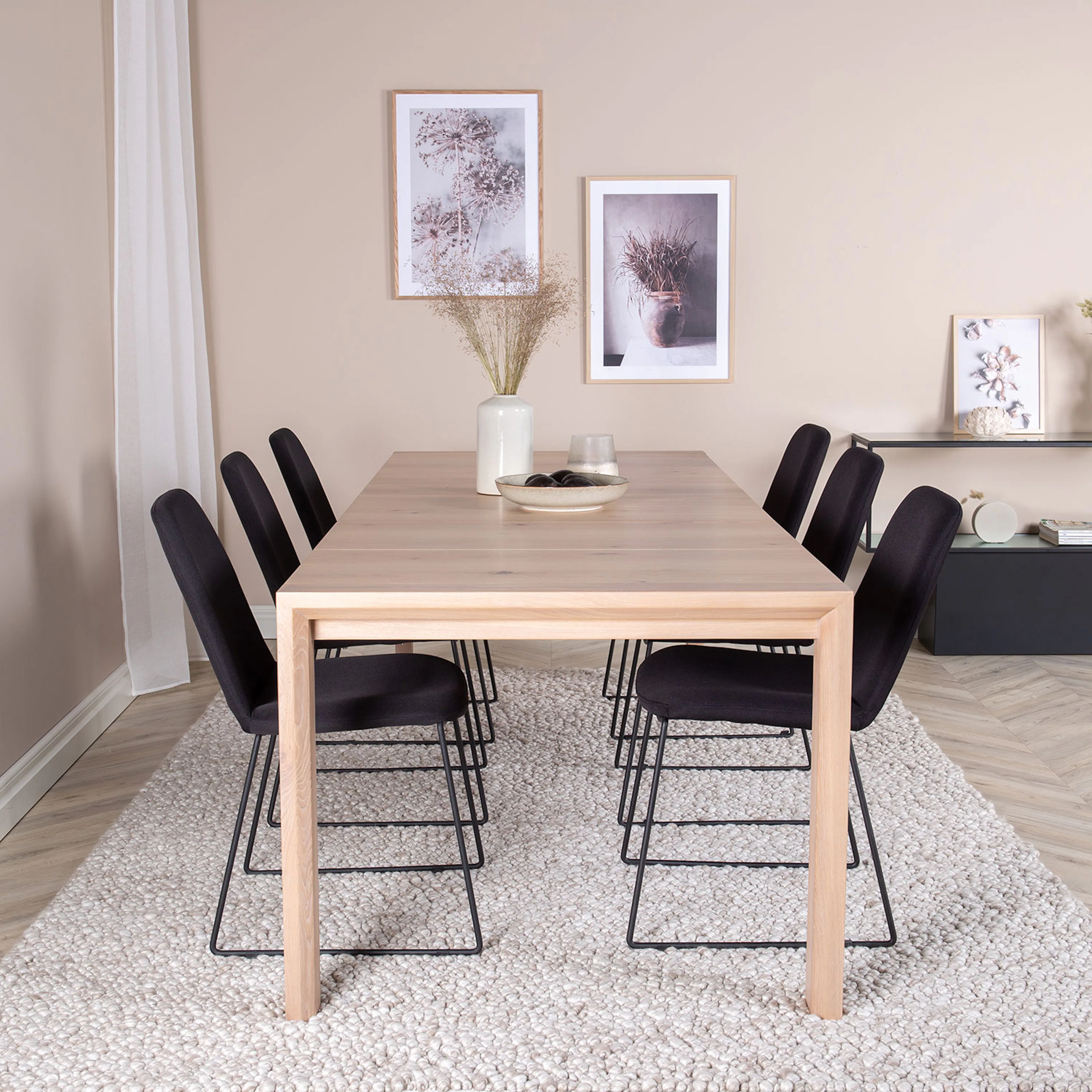 Spisegruppe Venture Home Slider med 6 Muce Stoler