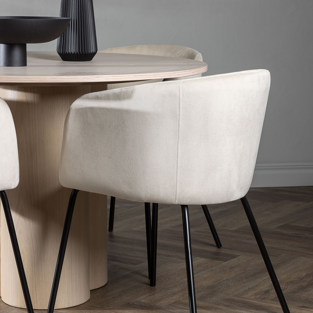 Spisegruppe Venture Home Olivia med 4 Berit Fløyel Stoler