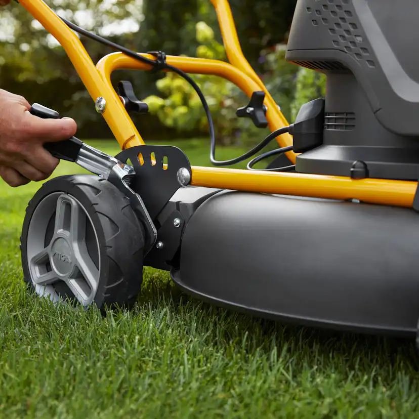 Gressklipper STIGA Multiclip 547 AE
