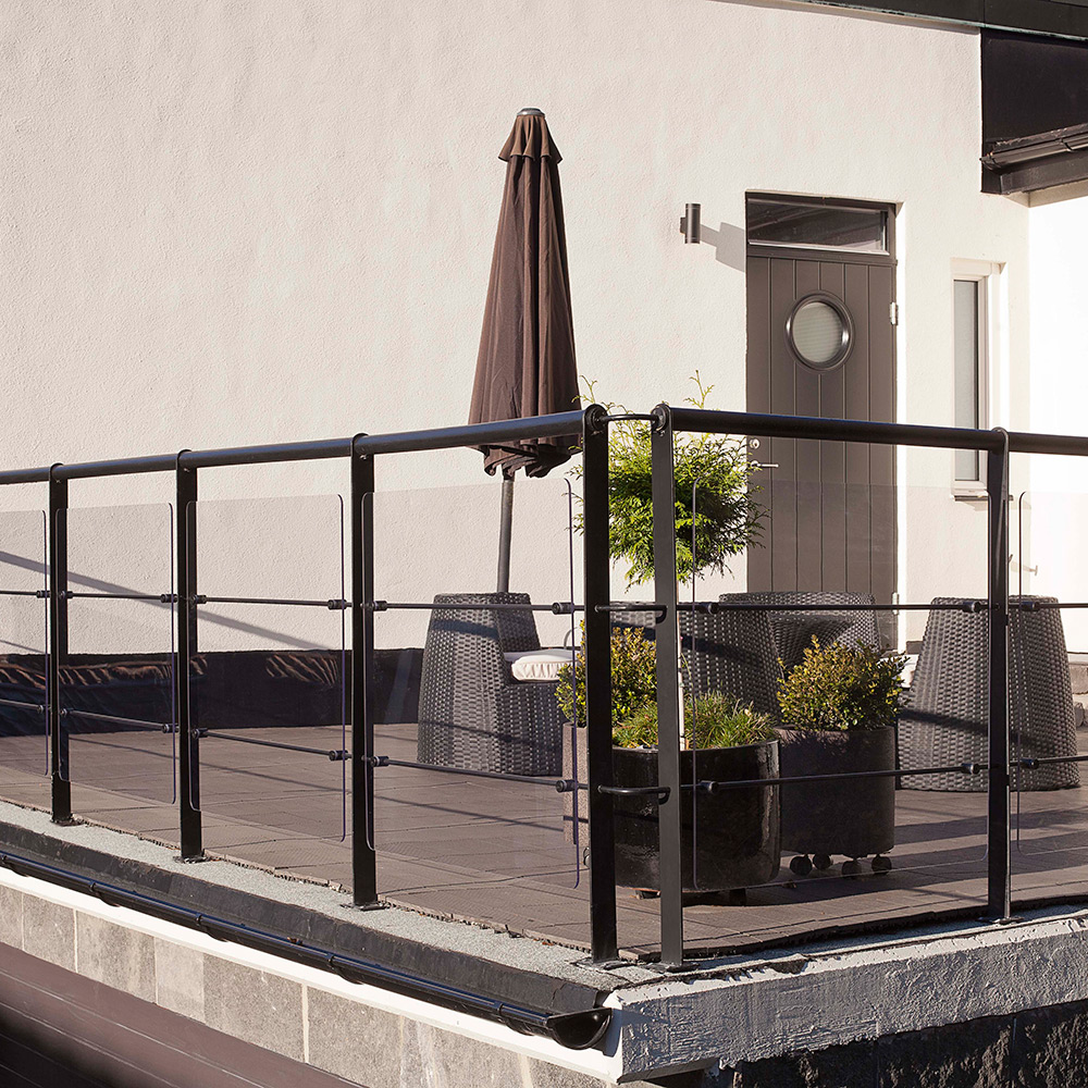 Glass Jabo Ekerö Verandagjerde