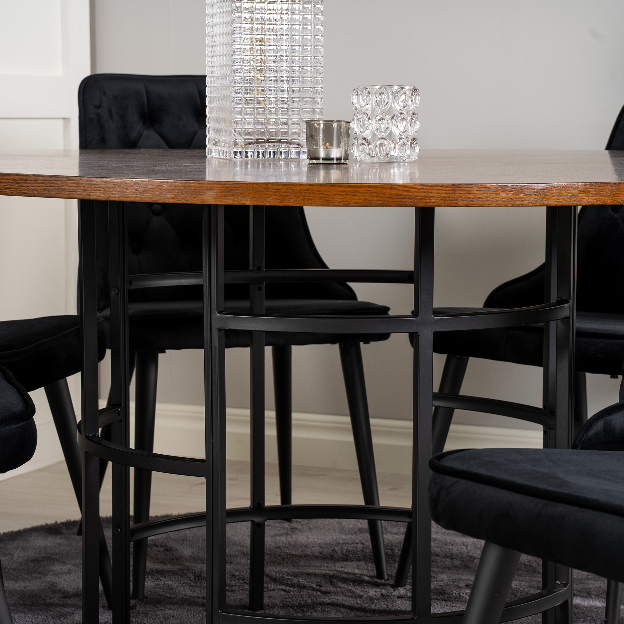Spisegruppe furniture/fashion Copenhagen med 6 Vera Stoler