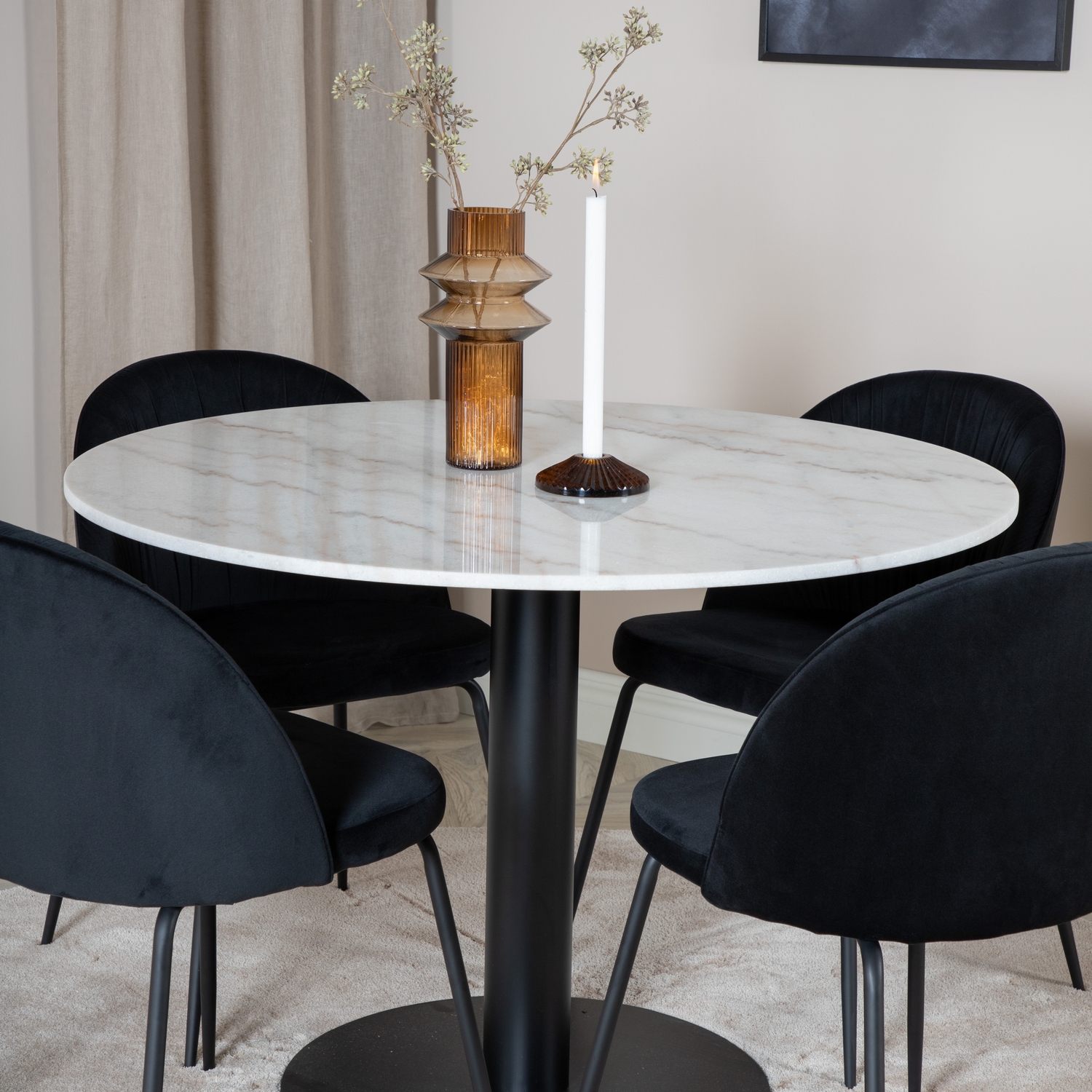 Estelle Round Dining Table/ +Wrinkles Dining Chair- _4 Hvit/Sort