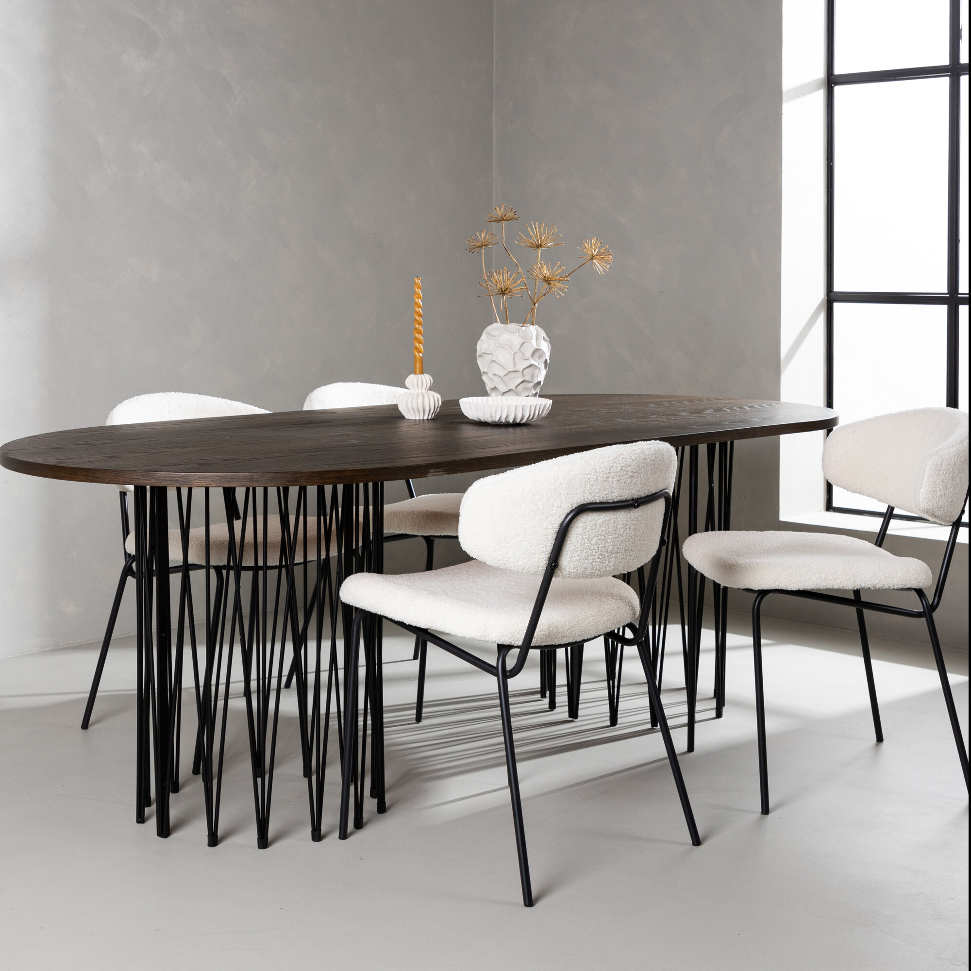 Spisegruppe furniture/fashion Stone med 4 Chico Stoler