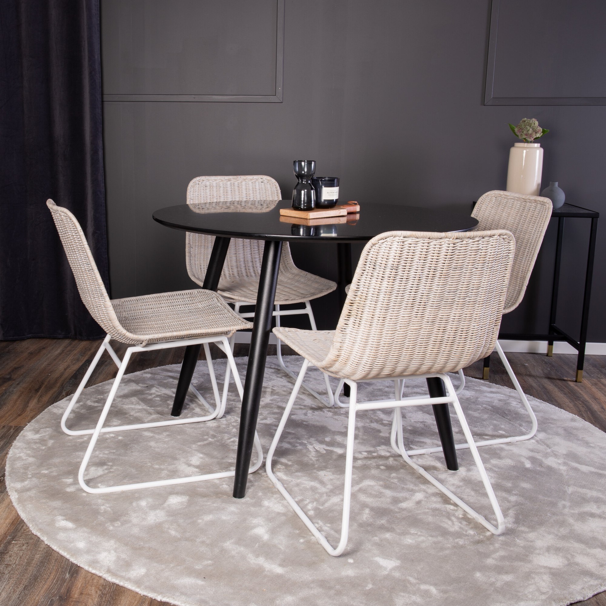 Spisegruppe Venture Home Plaza med 4stk Cirebon Stoler