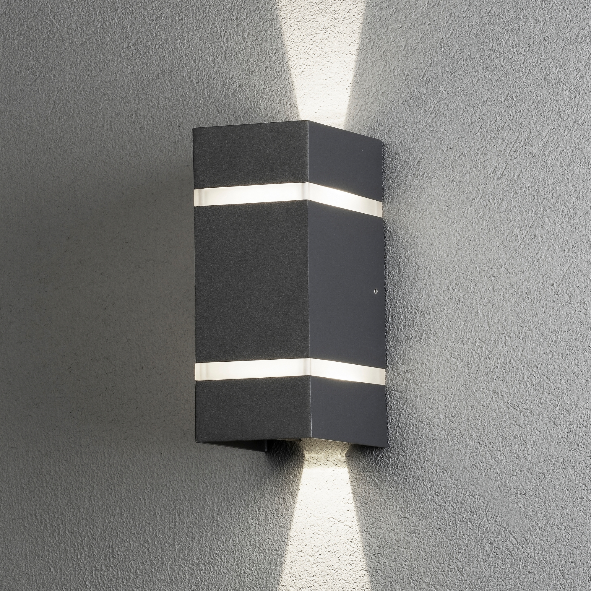 Vegglampe Gnosjö Konstsmide Cremona Opp/Ned 2x3W High Power LED