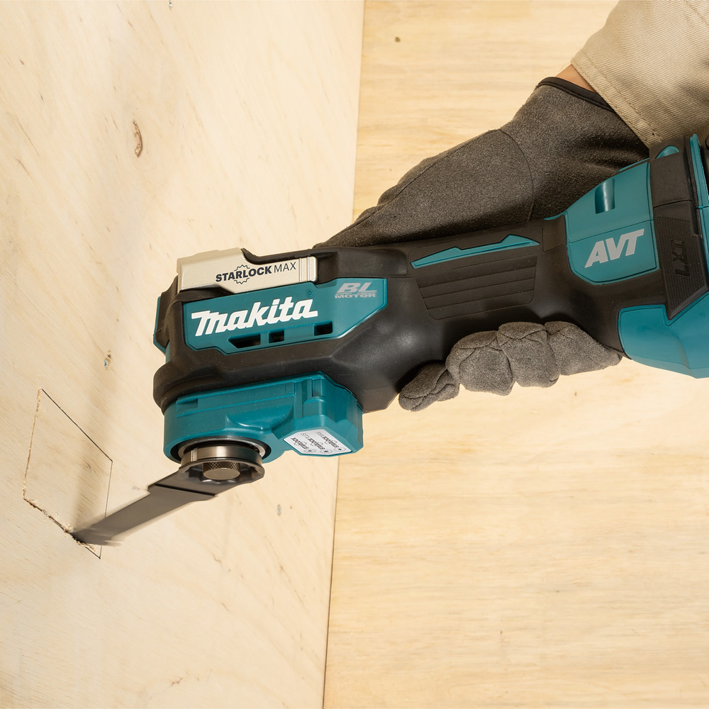Multiverktøy Makita DTM52Z 18V Starlock Max Solo uten Batteri og Lader