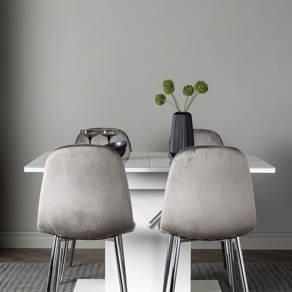 Spisegruppe Venture Home Pluto med 4 Eva Stoler