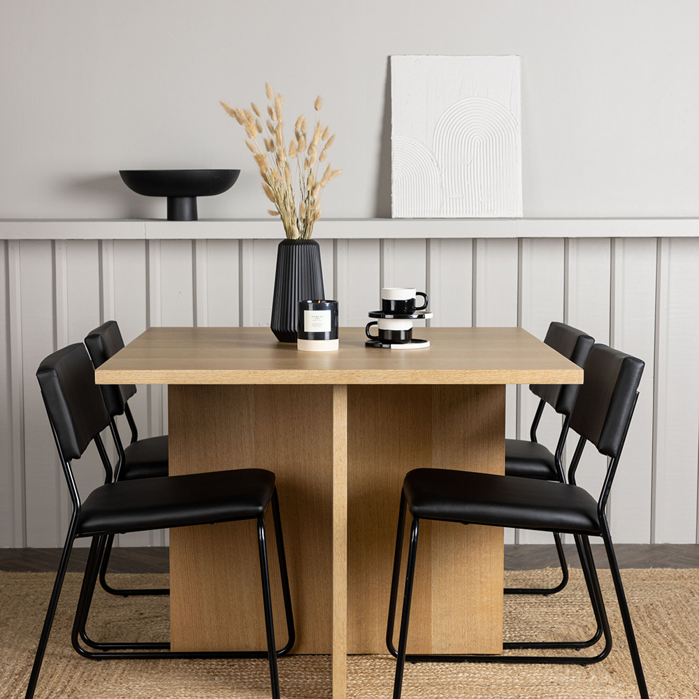 Spisegruppe Venture Home Leo med 4 Kenth Stoler