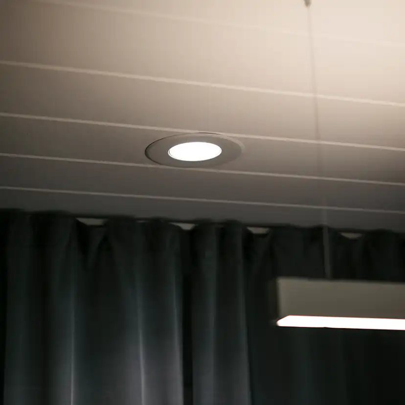 Downlight LED Hide-A-Lite DL Echo M 270 Hvit