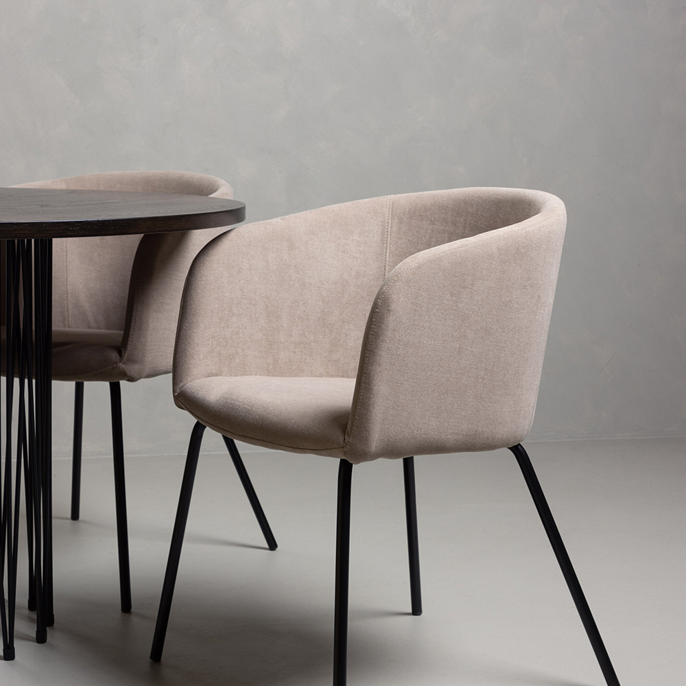 Spisegruppe Venture Home Stone Ø120 cm med 4 Berit Stoler