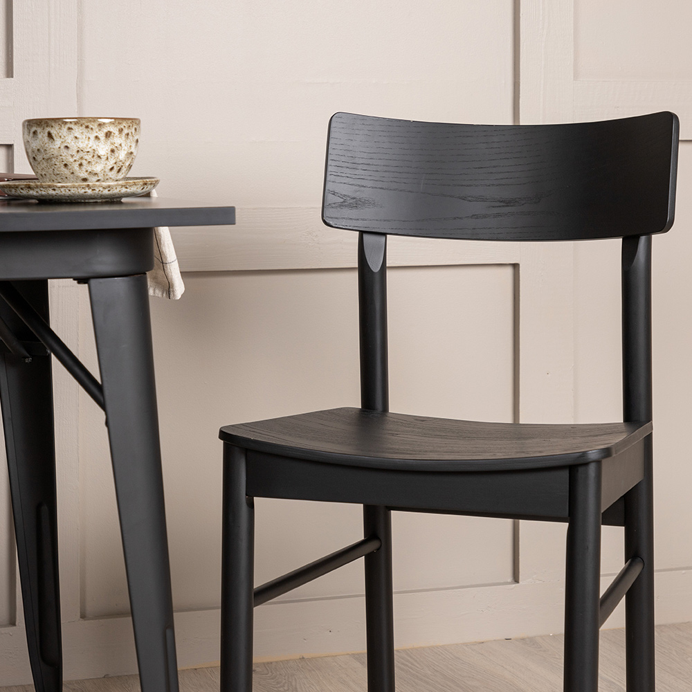 Spisegruppe Venture Home Tempe med 2 Montros Stoler