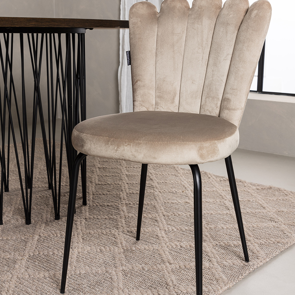 Spisegruppe furniture/fashion Stone med 4 Limhamn Light Stoler