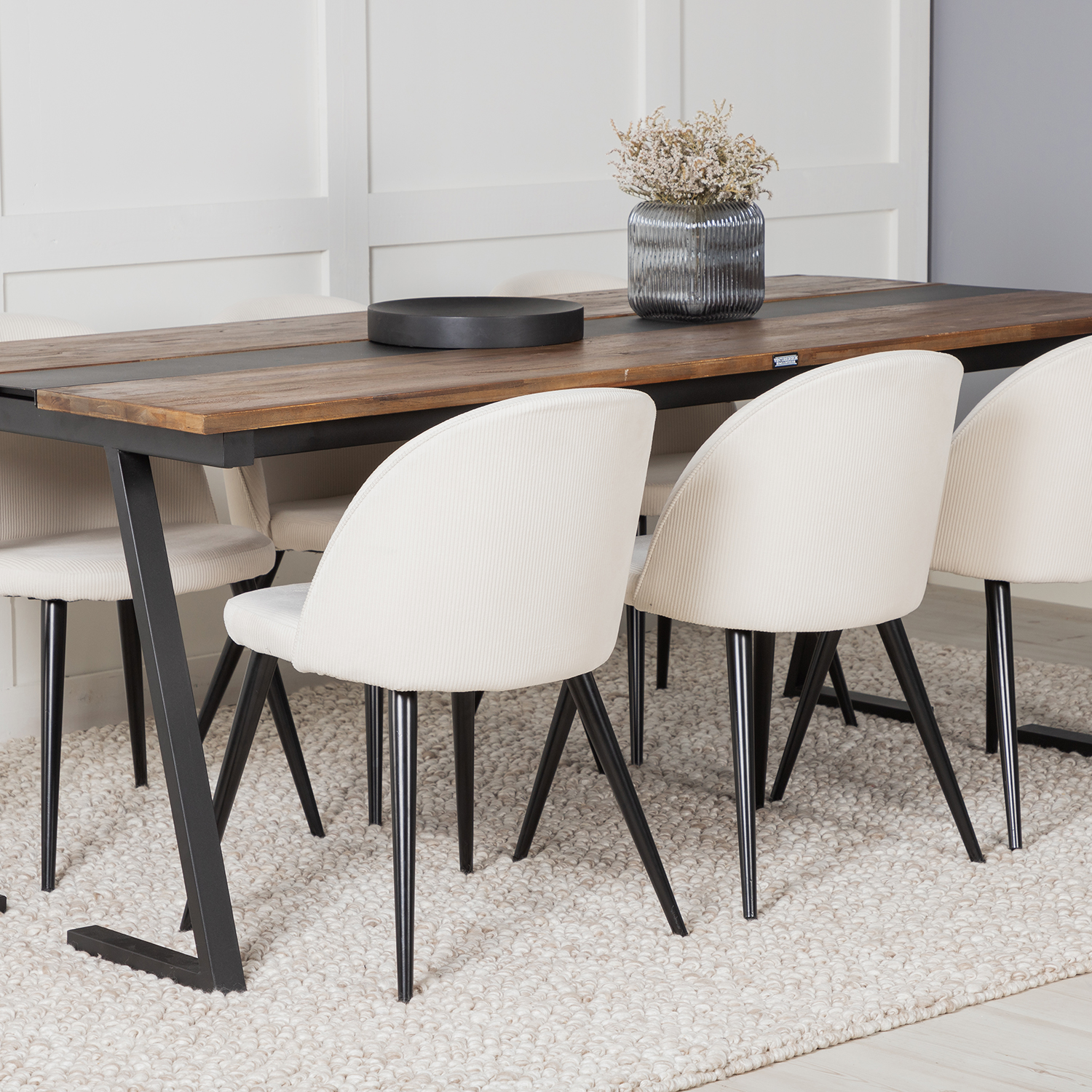 Spisegruppe Venture Home Jane med 6 Valentina Stoler Manchester