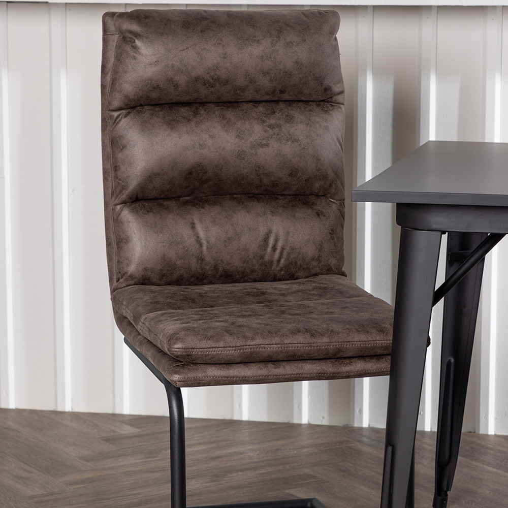 Spisegruppe Venture Home Tempe med 2 stk Zizo Stoler