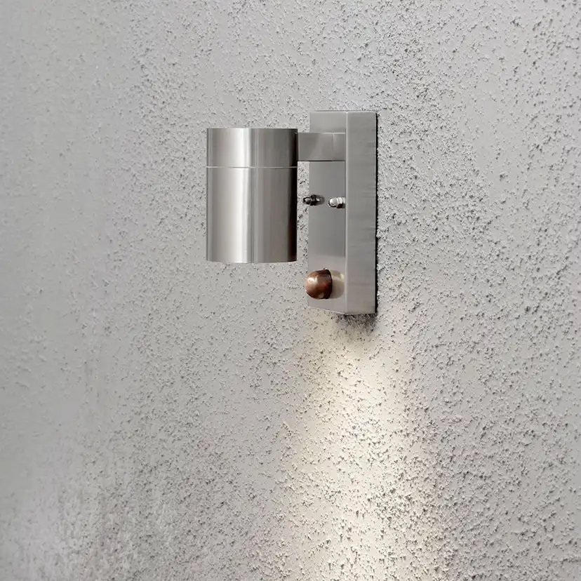 Vegglampe Gnosjö Konstsmide Modena Ned GU10 Bevegelsessensor