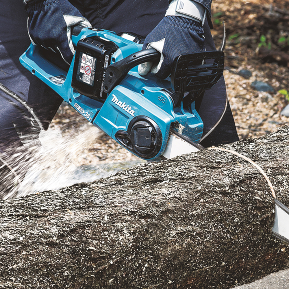 Motorsag Makita LXT DUC303PT2 med Batteri