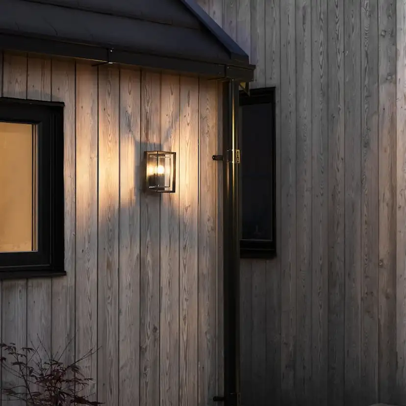 Vegglampe Gnosjö Konstsmide Brindisi Mini Sort/Klar