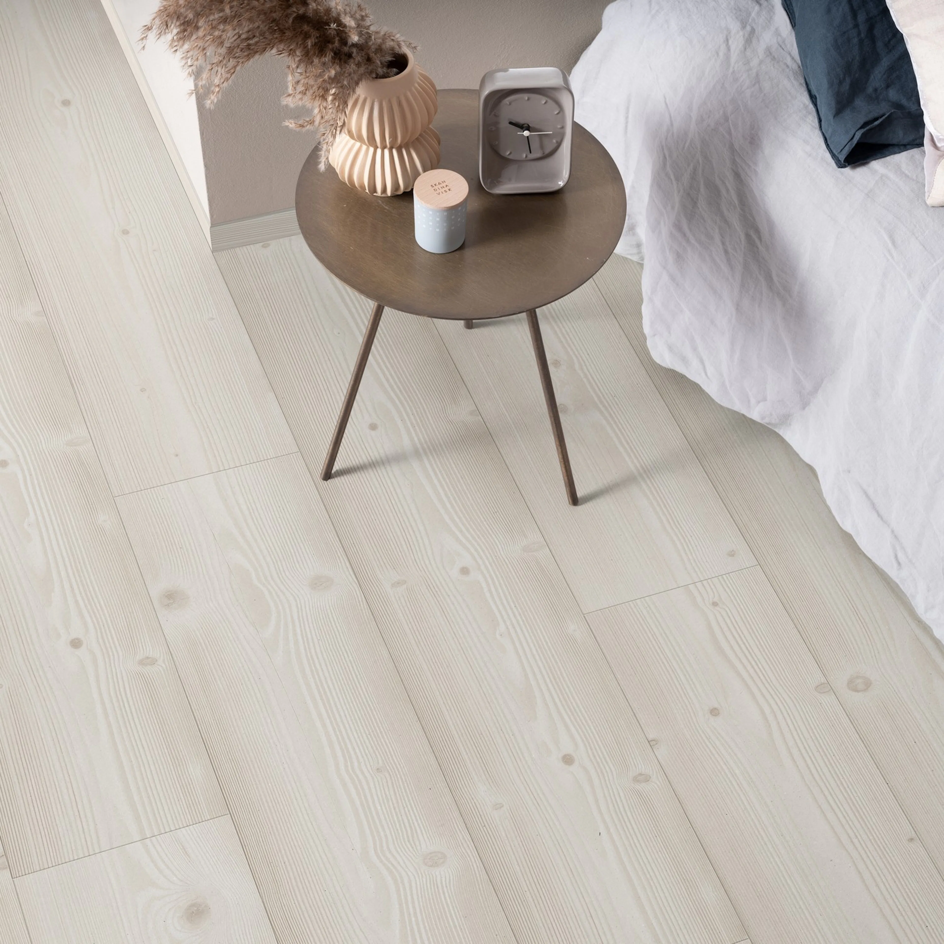 Laminatgulv Pergo Visby 4v Brushed White Pine 1-Stav Furu