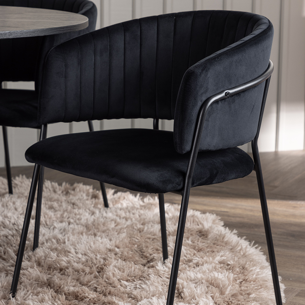 Spisegruppe Venture Home Olivia Ø110 cm med 4 stk Selma Stoler