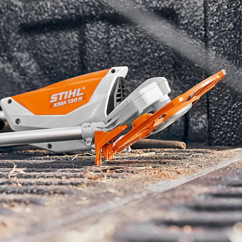 Kombimaskin STIHL KMA 130 R Batteridriven