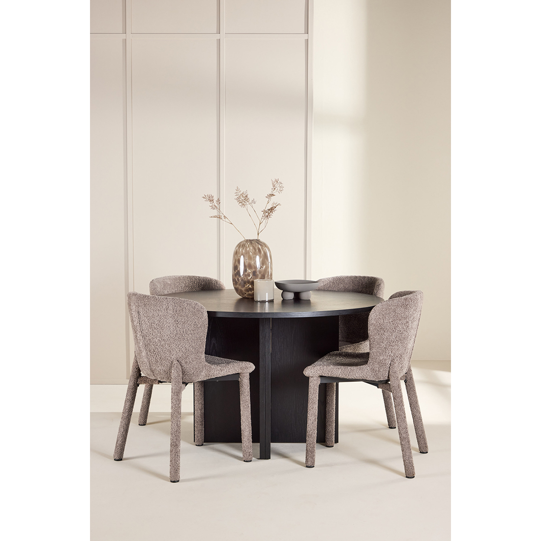 Spisegruppe Venture Home Strada Ø120 cm med 4st Astoria Spisestoler
