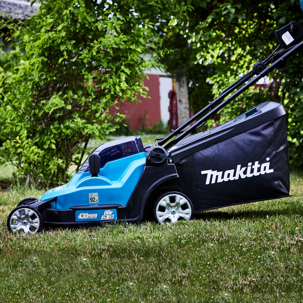 Gressklipper Makita DLM432CT2 36 V med 5 Ah Batteri og Lader