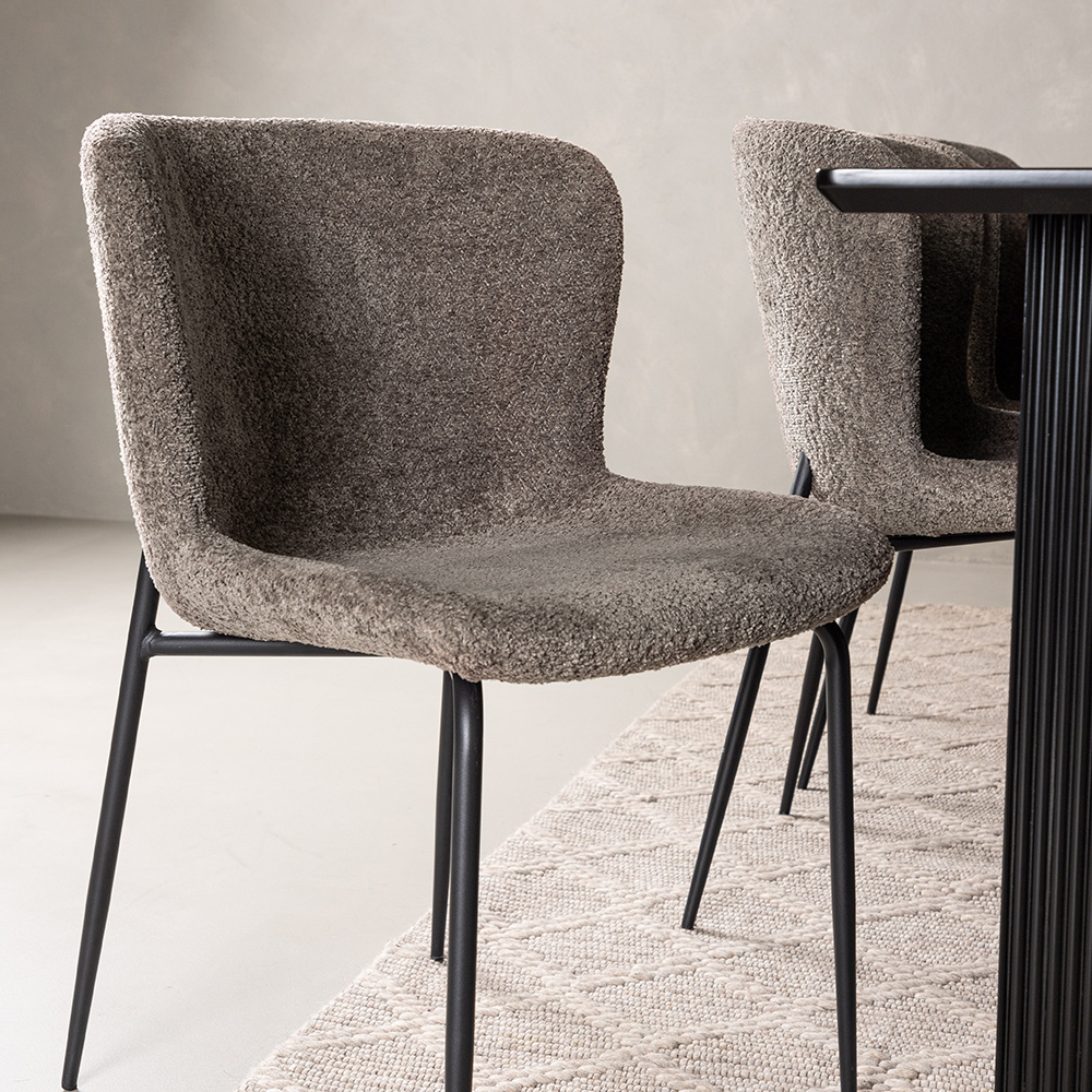 Spisegruppe Venture Home Vail med 6 Modesto Stoler