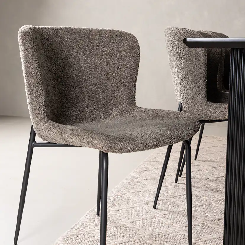 Spisegruppe Venture Home Vail med 6 Modesto Stoler